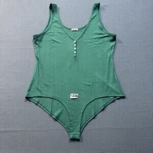 BelleLovin Tank Top Women Sz XXL Green Pre-Owned Excellent